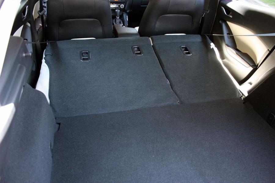  Mazda3 Hatchback 2014 года  (фото 12 из 131)